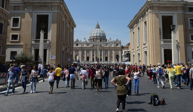 Kanonizacja JP II: Pielgrzymi ze wschodu nie pojadą do Watykanu