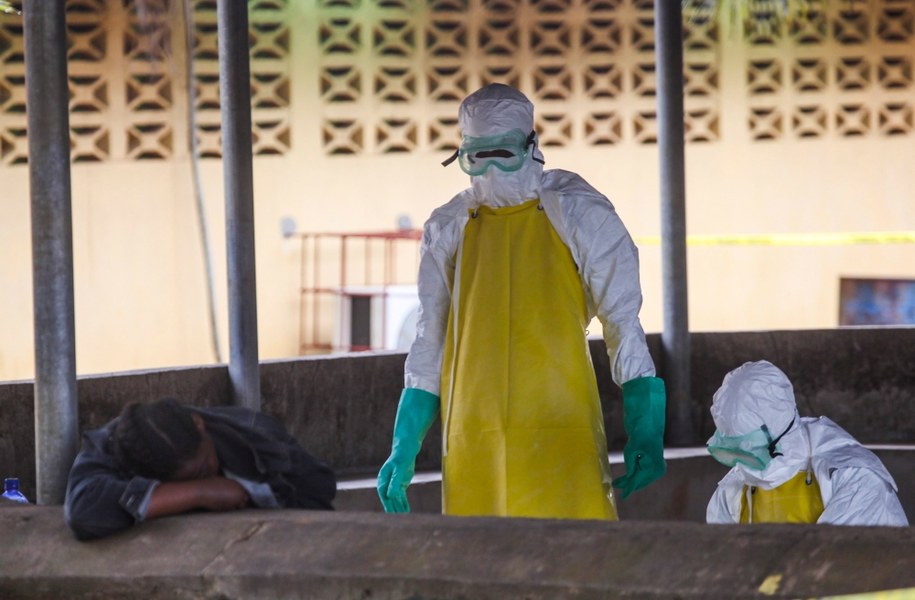 Air France wstrzymuje loty do Sierra Leone. Powodem ebola