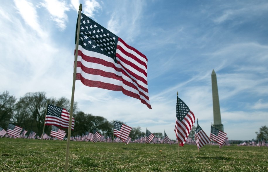 Al-Kaida wystrzeliła pocisk. Spadł przy ambasadzie USA