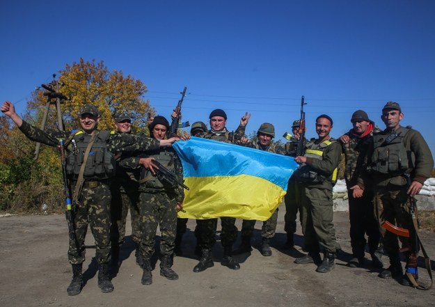 "Niemieccy spadochroniarze trenują przed akcją na Ukrainie"