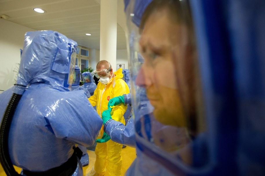 Ebola w Polsce? Stopień zagrożenia bardzo niewielki