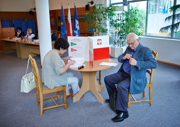 Wybory samorządowe: Wystarczy kilkanaście głosów, by zostać radnym