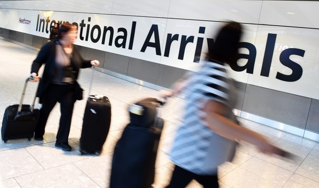 Ebola w Europie? UE chce dodatkowych kontroli na lotniskach