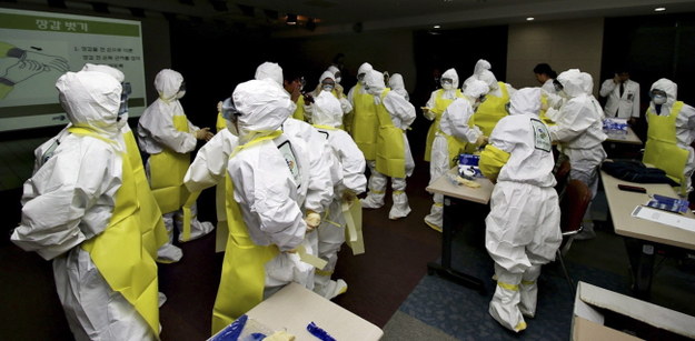 Szczepionki przeciw eboli będą w Afryce w połowie przyszłego roku
