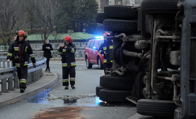 20 osób zginęło, 910 pijanych kierowców. Świąteczny weekend na polskich drogach