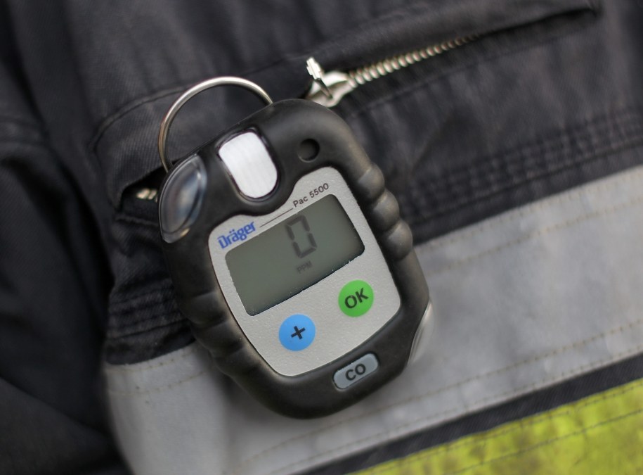 Trzy ciała w przyczepie kempingowej, trzy w kamienicy. "Ofiary czadu"