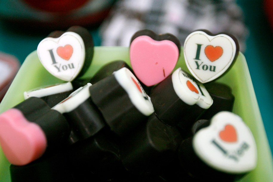 Jeśli będą obchodzić walentynki, to... zmuszą ich do ślubu