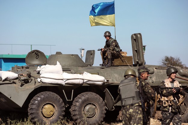 Brytyjczycy wysyłają transportery wojskowe na Ukrainę