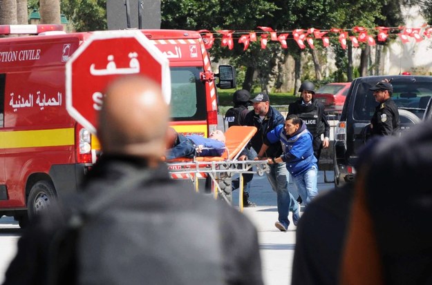 Zamach w Tunezji: Fyderek: Państwo Islamskie jest marką, która stała się modna
