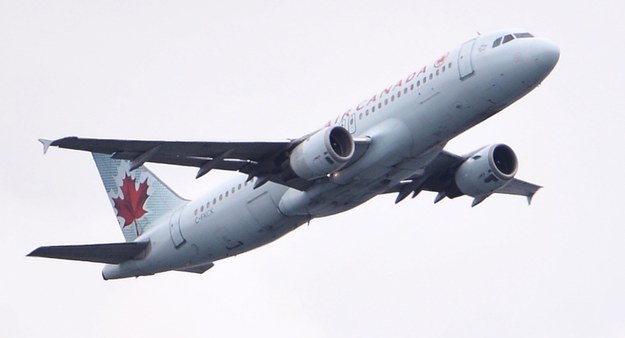 Kanada: Airbus Air Canada wypadł z pasa startowego