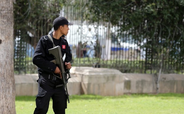Kolejne zatrzymania po zamachu w Tunisie