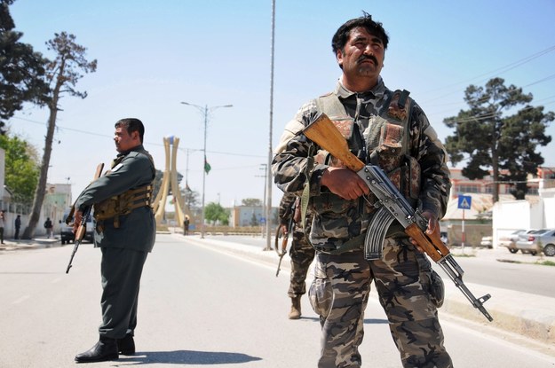 Afganistan: Zamach przed bankiem. Zginęły 33 osoby