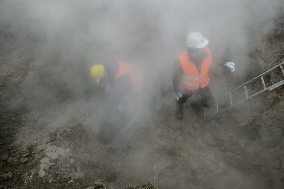 Warszawa: Awaria ciepłownicza. Brak wody i ogrzewania m.in. w dwóch ambasadach