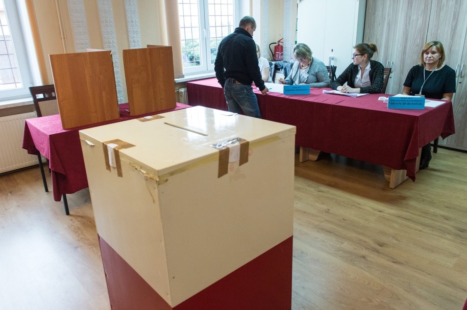 Wybory prezydenckie. PiS chce zaangażować ponad 50 tys. osób do obserwacji