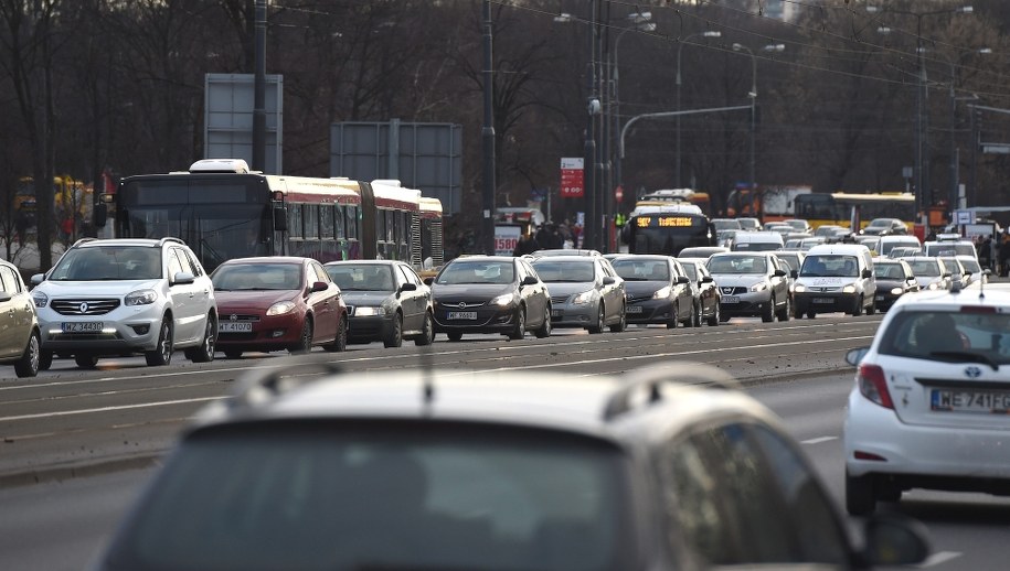 Kolejna stłuczka i gigantyczne korki w stolicy