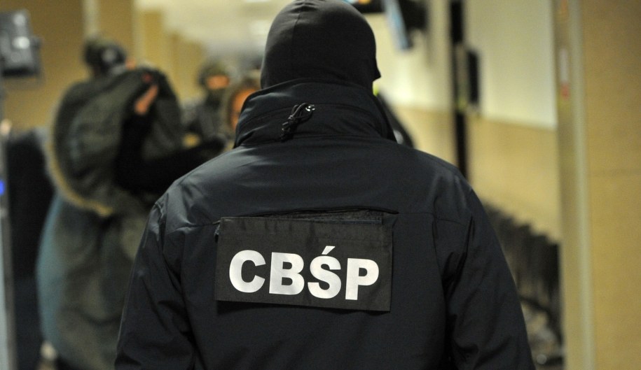 Afera w CBŚP. Nieoficjalnie: W zarzutach jest mowa o przywłaszczeniu znacznych ilości towarów