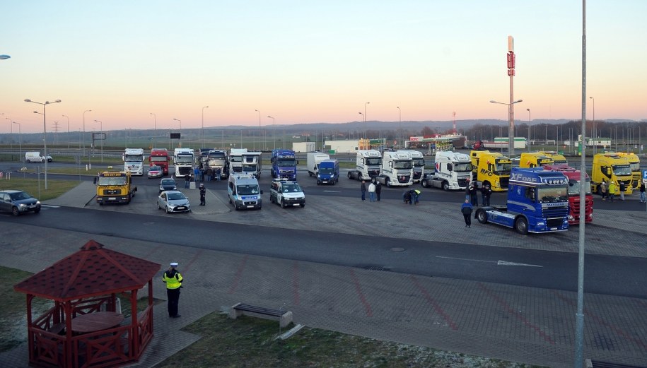 Polskie firmy transportowe chcą powstrzymać nowe unijne przepisy. Jest konkretna propozycja