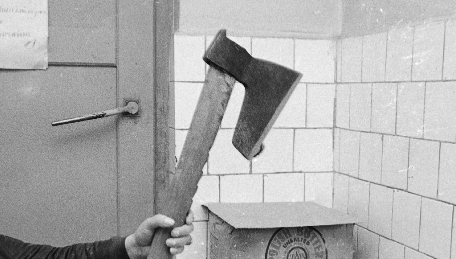 Krwawy atak w Szwajcarii. 17-latek z siekierą rzucał się na przechodniów