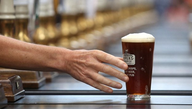 Projekt PiS: Gminy będą mogły ograniczać sprzedaż piwa