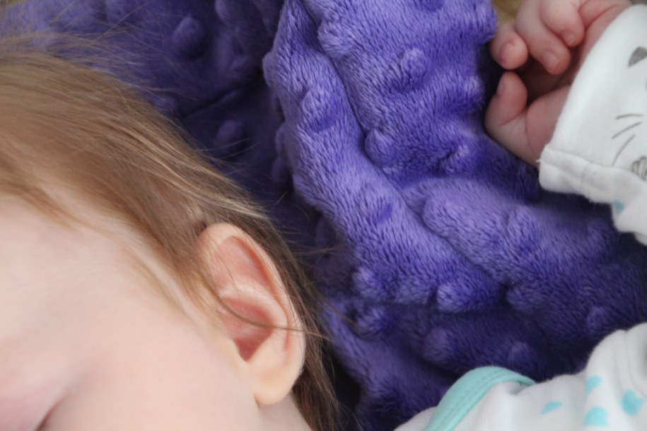 Szczecinek: Roczne dziecko trafiło do szpitala ze śladami pobicia