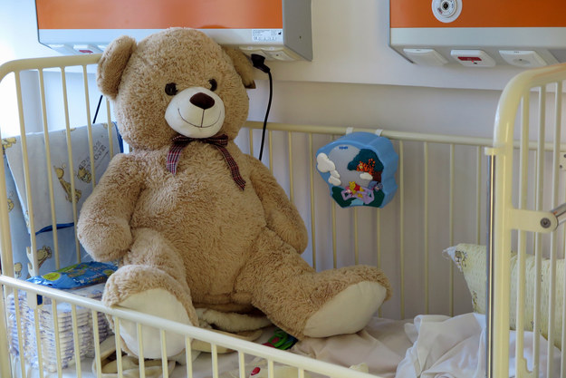 Łódź: 6-miesięczny chłopiec w stanie ciężkim w szpitalu. Zatrzymano rodziców