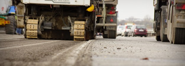 Utrudnienia na warszawskiej Pradze w związku z budową kładki przez Wisłę