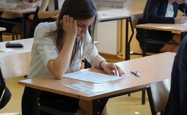 Egzamin gimnazjalny 2018: Język niemiecki - poziom rozszerzony [ARKUSZ I ODPOWIEDZI]