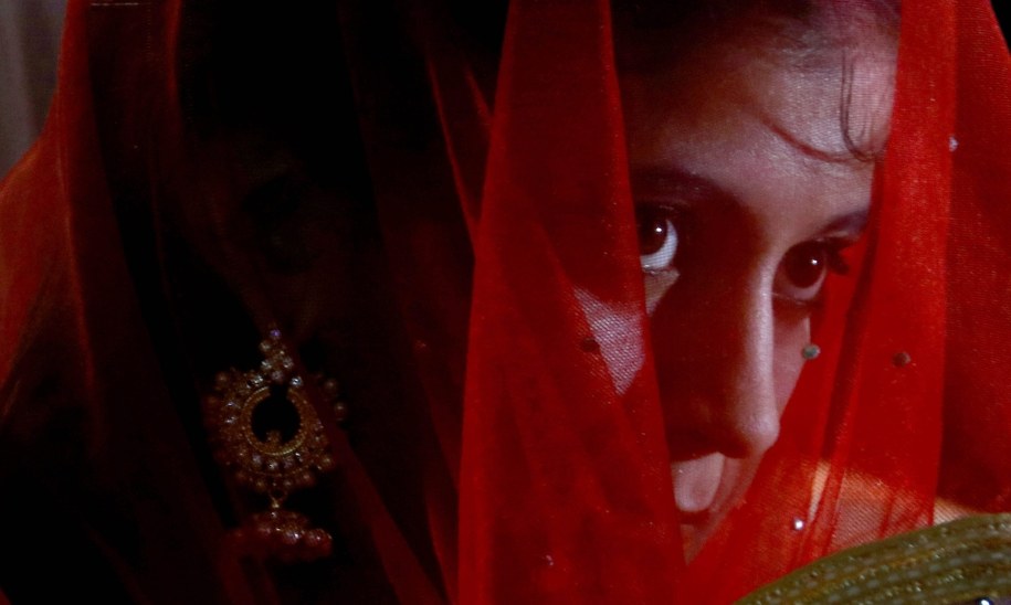 Wywiozła córkę za granicę i zmusiła do ślubu. Pierwszy taki proces w historii brytyjskiego sądownict