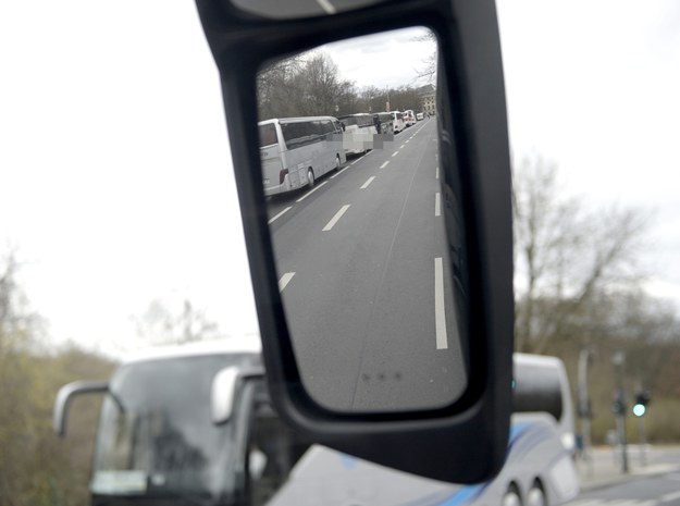 Wycieczka szkolna? Upewnij się, że twoje dzieci pojadą bezpiecznym autokarem