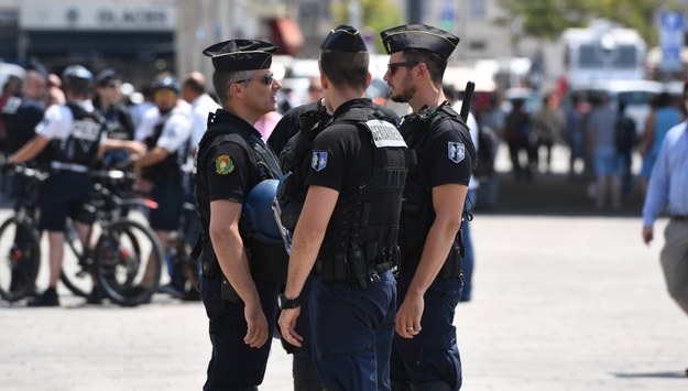 Francja: Zwłoki dwóch dziewczynek znaleziono w koszarach żandarmerii