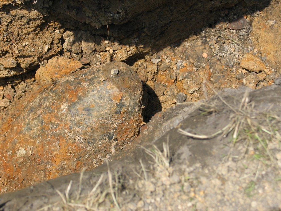 Myślał, że to atrapa. Za 5 funtów odkupił bombę
