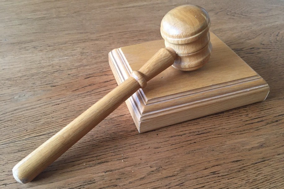 Kierowca ciężarówki oskarżony o śmiertelne potrącenie 8-latki