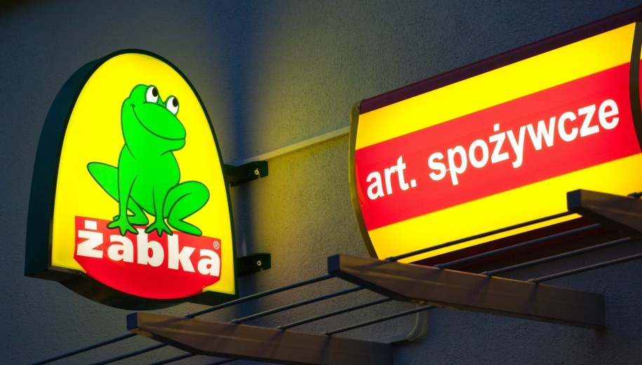 "DGP": Żabka otwarta w niedziele. Legalnie