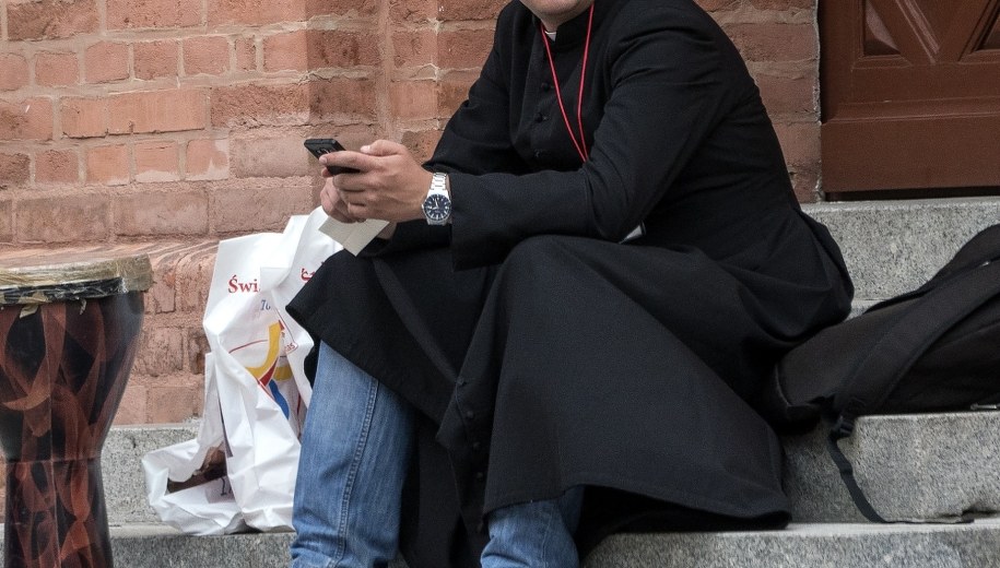 Pijany proboszcz spowodował kolizję. Miał dwa promile alkoholu