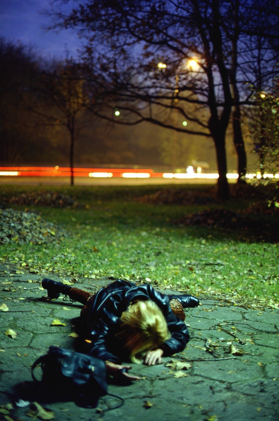 Usłyszała krzyki dochodzące z krzaków. Polka uratowała Niemkę przed gwałtem