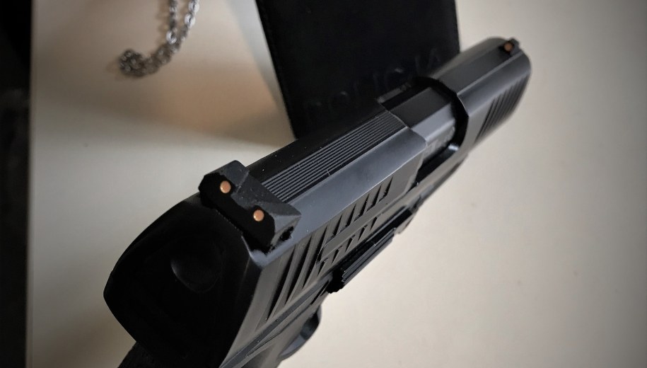 Strzelanina w banku w Kosowie. Nie żyje napastnik i policjant