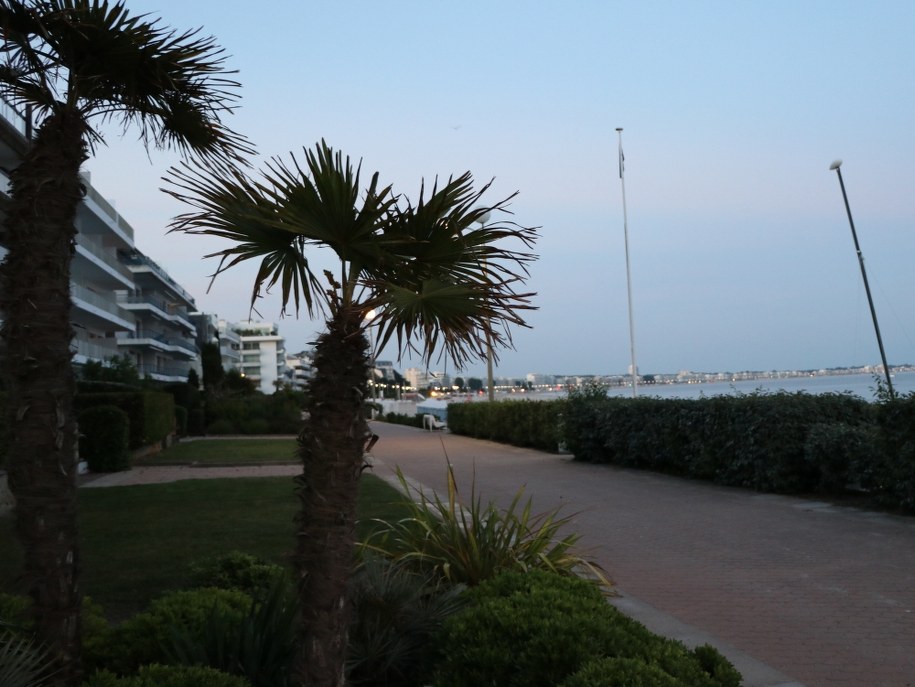 Poszukiwania meteorytu na Riwierze Francuskiej