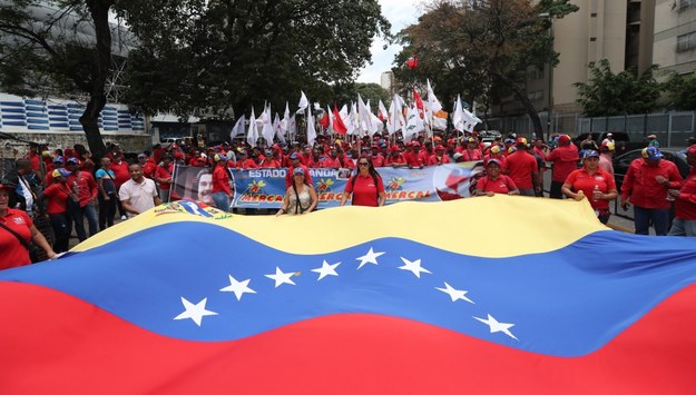 USA wycofają z ambasady w Caracas pozostały tam personel dyplomatyczny