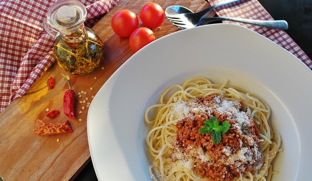 Burmistrz Bolonii ma dość turystów zamawiających spaghetti bolognese