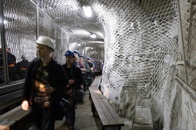 Wstrząs w kopalni Rydułtowy. Górników bezpiecznie ewakuowano