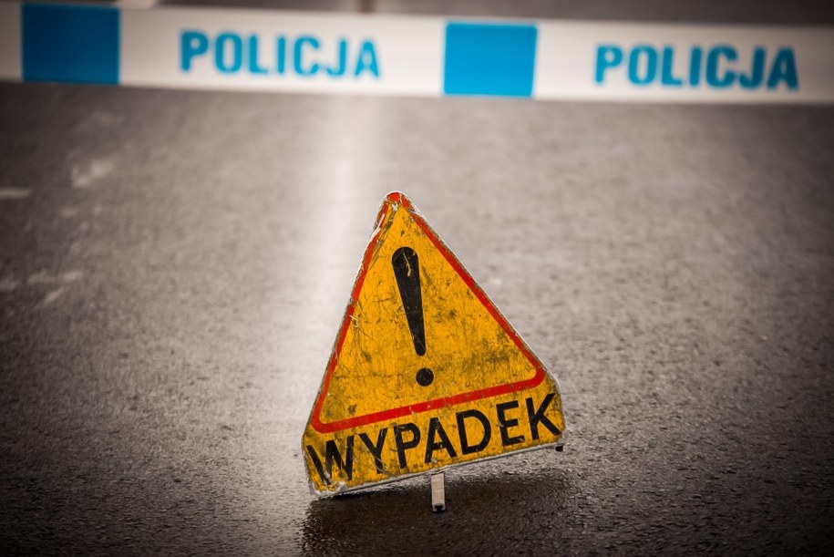 Wypadek autobusu szkolnego. Dwie osoby ranne