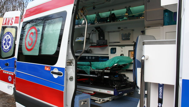Świdnica: 33-latek opuścił SOR i zmarł na tyłach szpitala