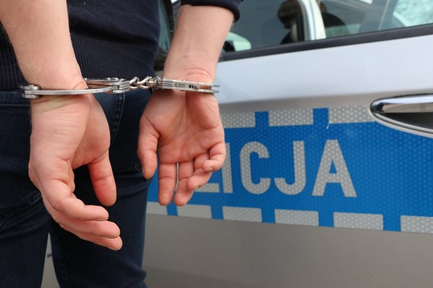 Atak na policjanta w Busku-Zdroju. Kim jest nożownik?