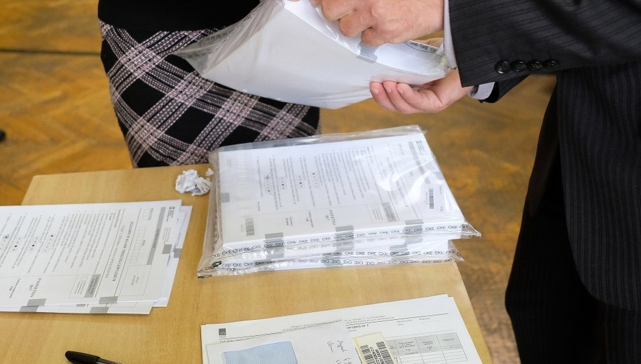 Co trzeci Polak przyznaje się do plagiatu lub ściągania na egzaminie