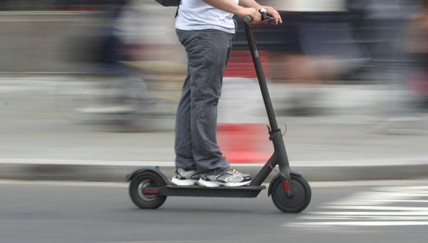 4-latek potrącony przez elektryczną hulajnogę w Krakowie. Dziecko trafiło do szpitala