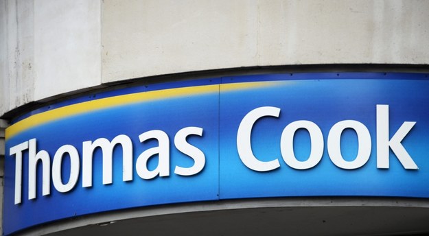 Szef Thomasa Cooka przeprasza za bankructwo, ale broni swoich zarobków