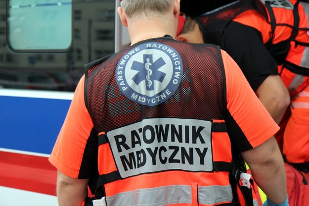 Mazowsze: Bus wjechał w dwie osobówki. Pięć osób rannych