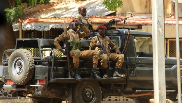 Atak na posterunek żandarmerii w Burkina Faso. "Wielogodzinny ostrzał"