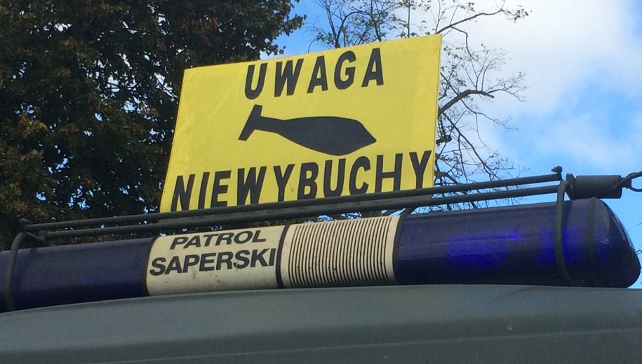 Niewybuch w Piątnicy. Na czas akcji saperów ewakuowano blisko 200 mieszkańców
