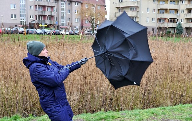 Silny wiatr na południu Polski. IMGW ostrzega